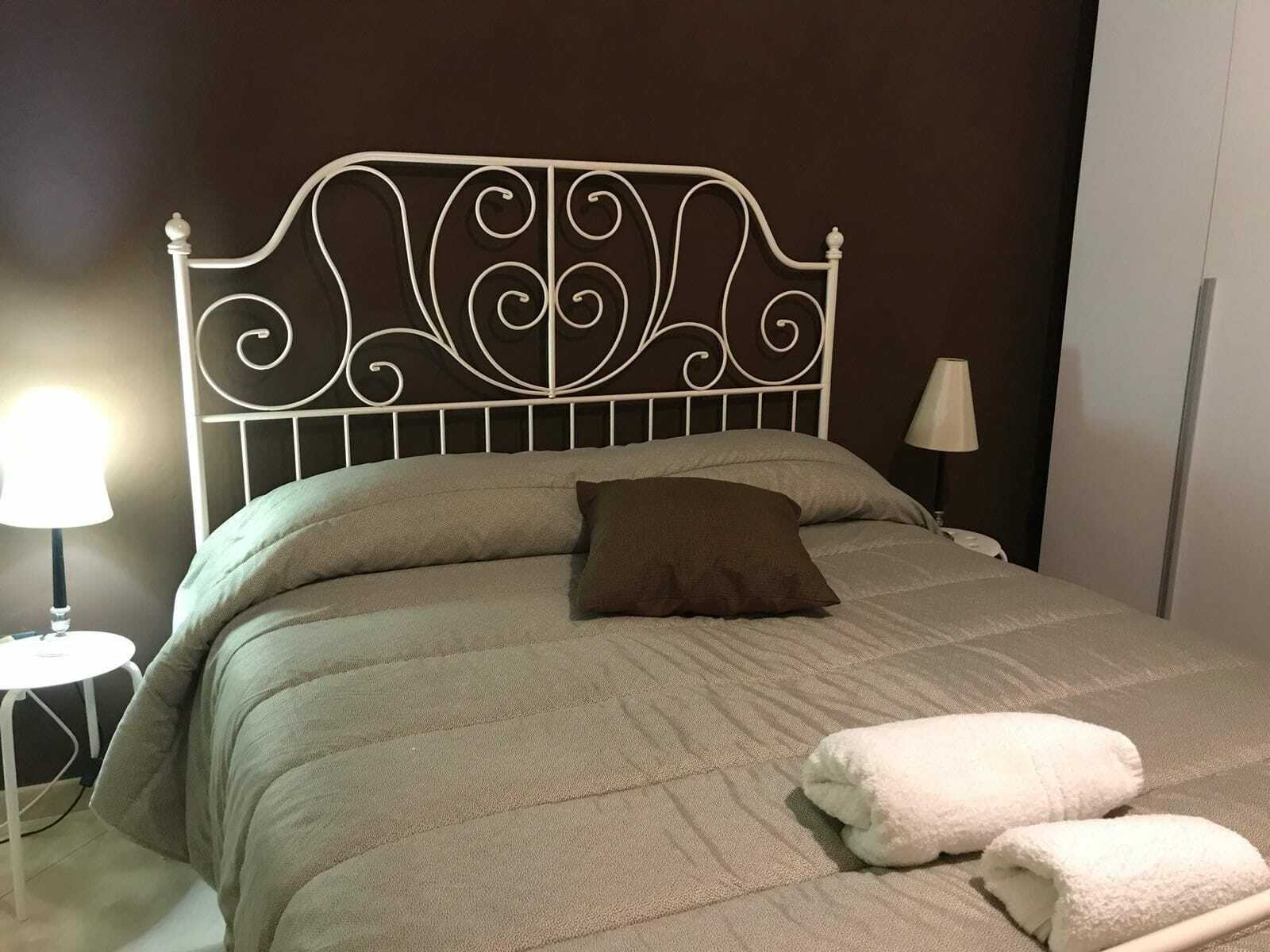 サレルノ Casa Family & Friends Bed & Breakfast エクステリア 写真